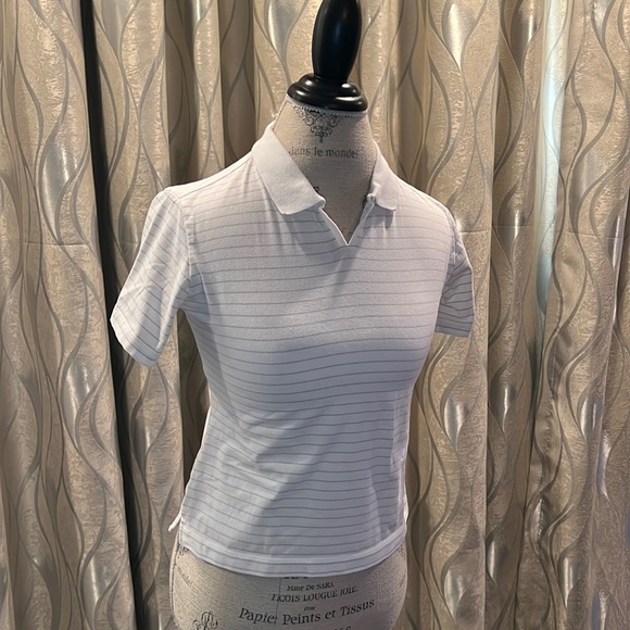 Nike Golf Crop Shirt - Picture 1 of 7